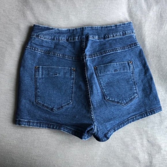 UO BDG Zip Front Denim Shorts - Picture 4 of 6